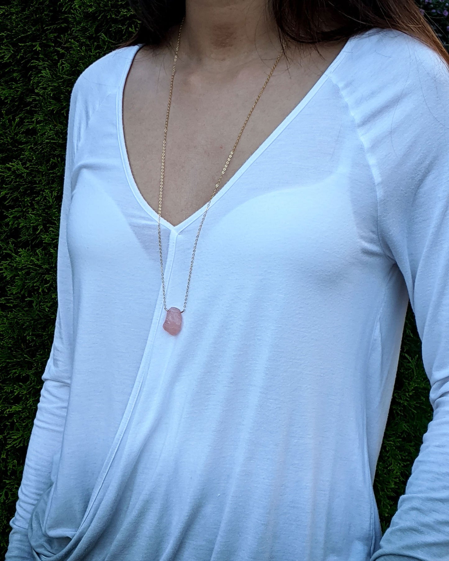 Chunky raw rose quartz necklace Rose gold-Silver rose quartz pendant Large crystal pendant Electroformed necklace Pink raw gemstone necklace StudioVy