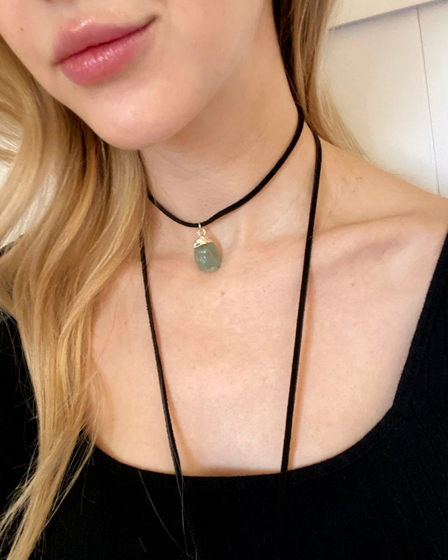 M-L rainbow moonstone necklace Wrap leather choker Raw moonstone necklace Moon stone raw gemstone necklace 40th-60th birthday gifts women StudioVy