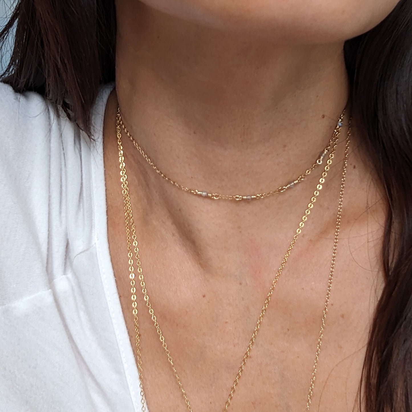 Choker collar necklace Women wire wrapped labradorite pendant necklace Gold/Silver crescent moon necklace Layering raw stone bar necklace StudioVy